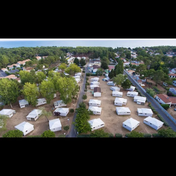 caravaning-sainte-anne-la-tranchesurmer-xffz7