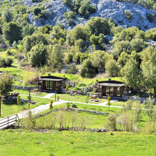 milyos-hobbit-hotel-bucak-bqufa