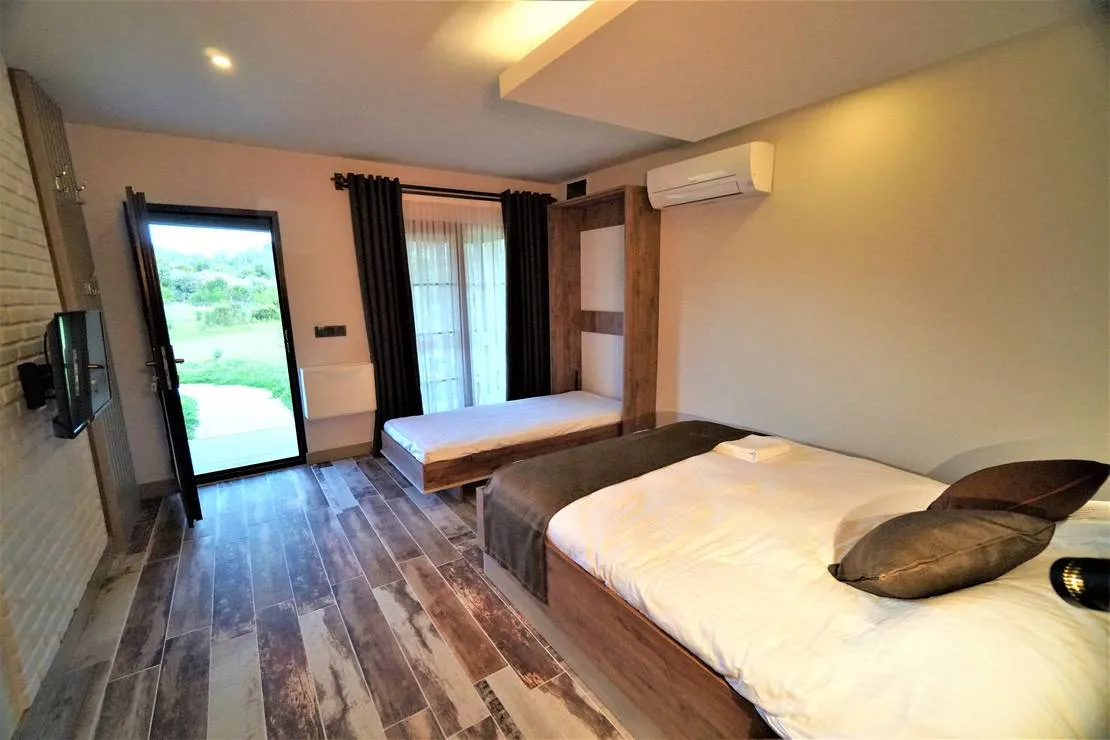 milyos-hobbit-hotel-bucak-cbmtq