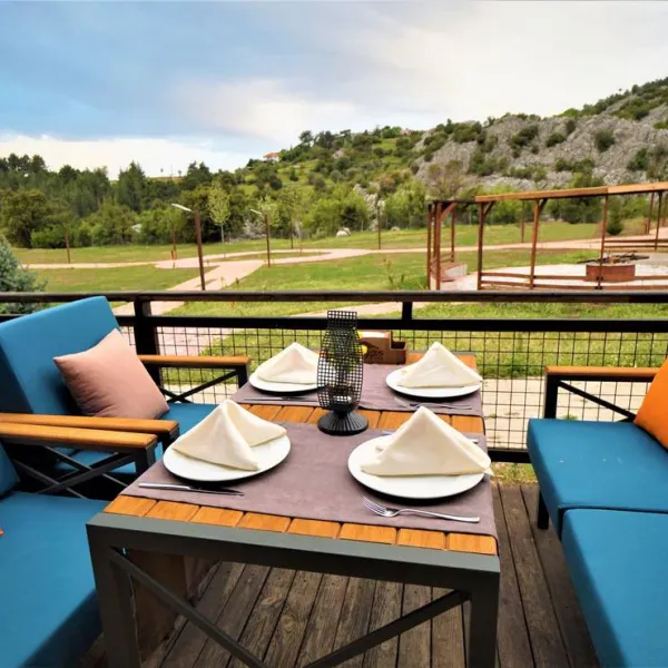 milyos-hobbit-hotel-bucak-cfizb