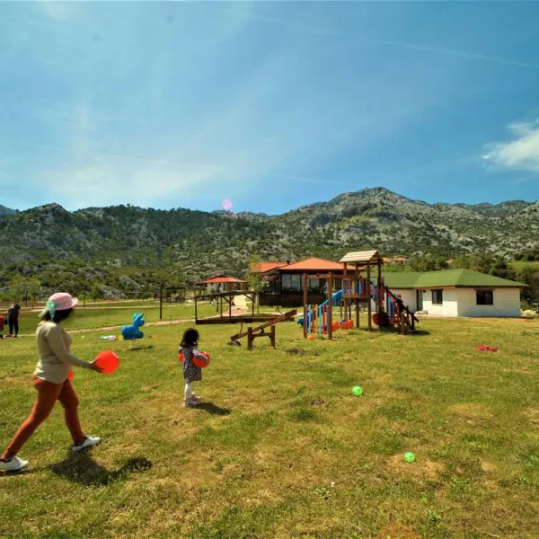 milyos-hobbit-hotel-bucak-ysz1v