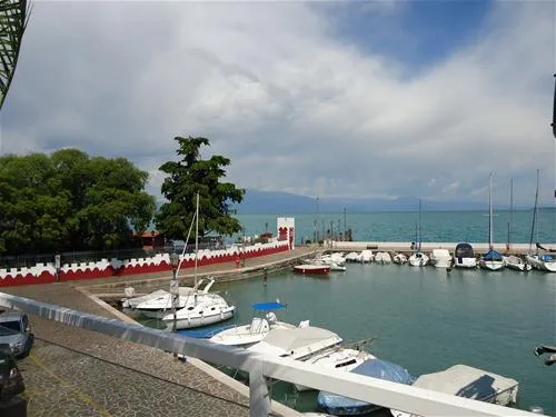 camping-villa-garuti-padenghe-lago-di-garda-nt6dt