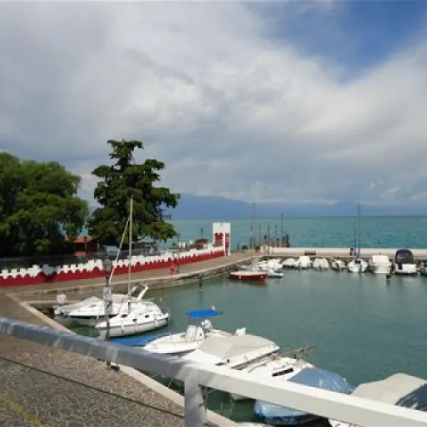 camping-villa-garuti-padenghe-lago-di-garda-nt6dt