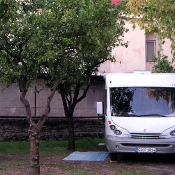 camping-zeus-pompei-bwfpj