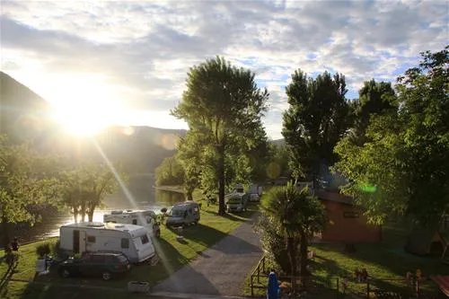 camping-paradiso-lago-melano-irbjr