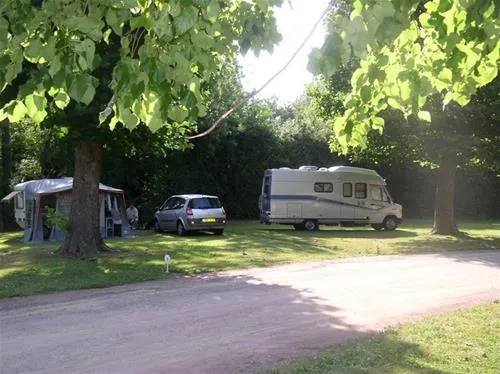 camping-le-martin-pecheur-magne-i8uhe