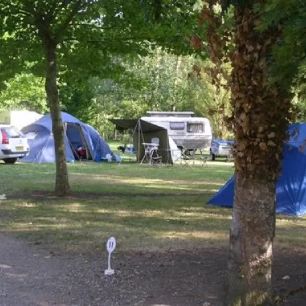 camping-le-martin-pecheur-magne-pjptz