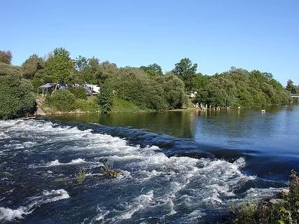 camping-les-3-ours-jura-tvrdu
