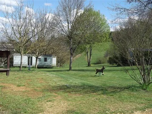 camping-en-ferme-la-roussie-proissans-y2dgt