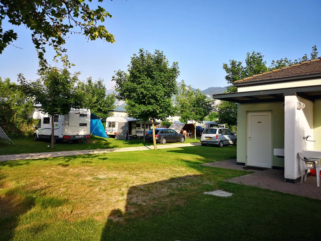 camping-spiaggia-calceranica-al-lago-lp6nf