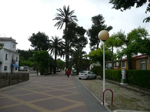 camping-lalqueria-ganda-4ybnk