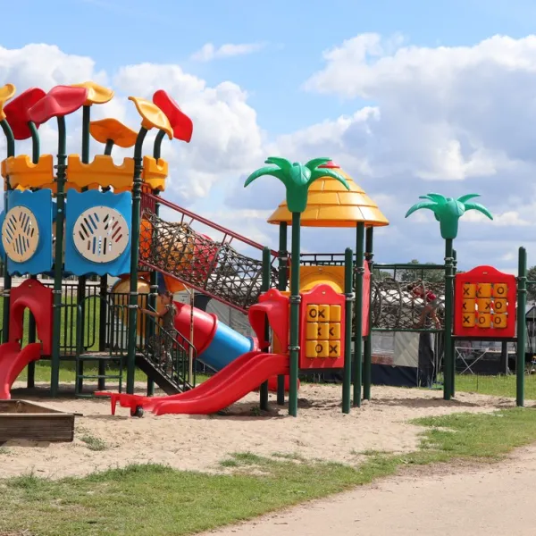 camping-het-groene-eiland-appeltern-l30pk