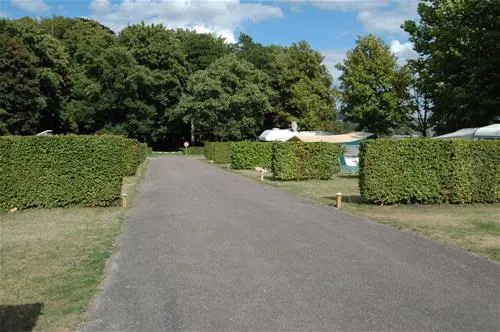 camping-municipal-du-parc-la-mailleraye-sur-seine-vceyc