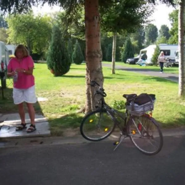 knaus-campingpark-frickenhausen-frickenhausen-l7qzn