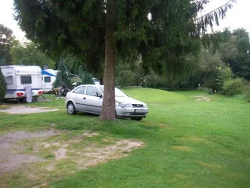 knaus-campingpark-frickenhausen-frickenhausen-p1f5w