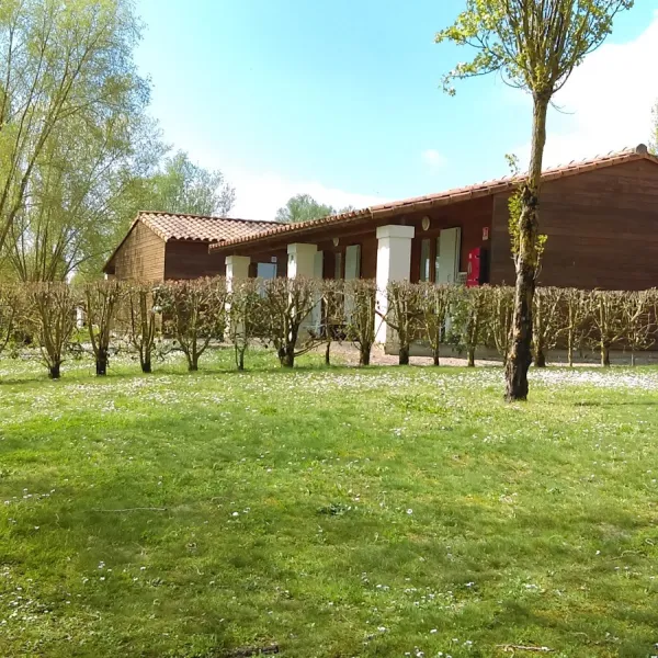 camping-les-conches-damvix-g4poz