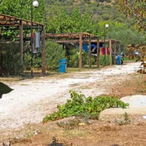 camping-semeli-plakaleonidion-zd5v4