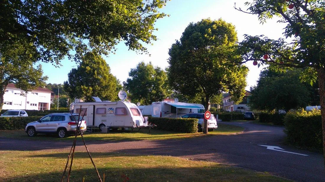 camping-de-vittel-vittel-mydxa
