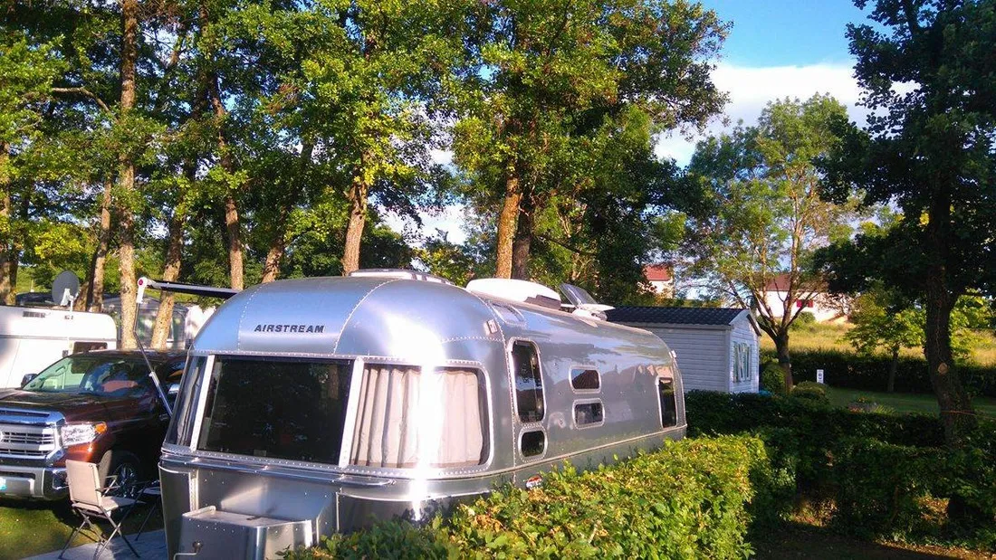 camping-de-vittel-vittel-sfjkt