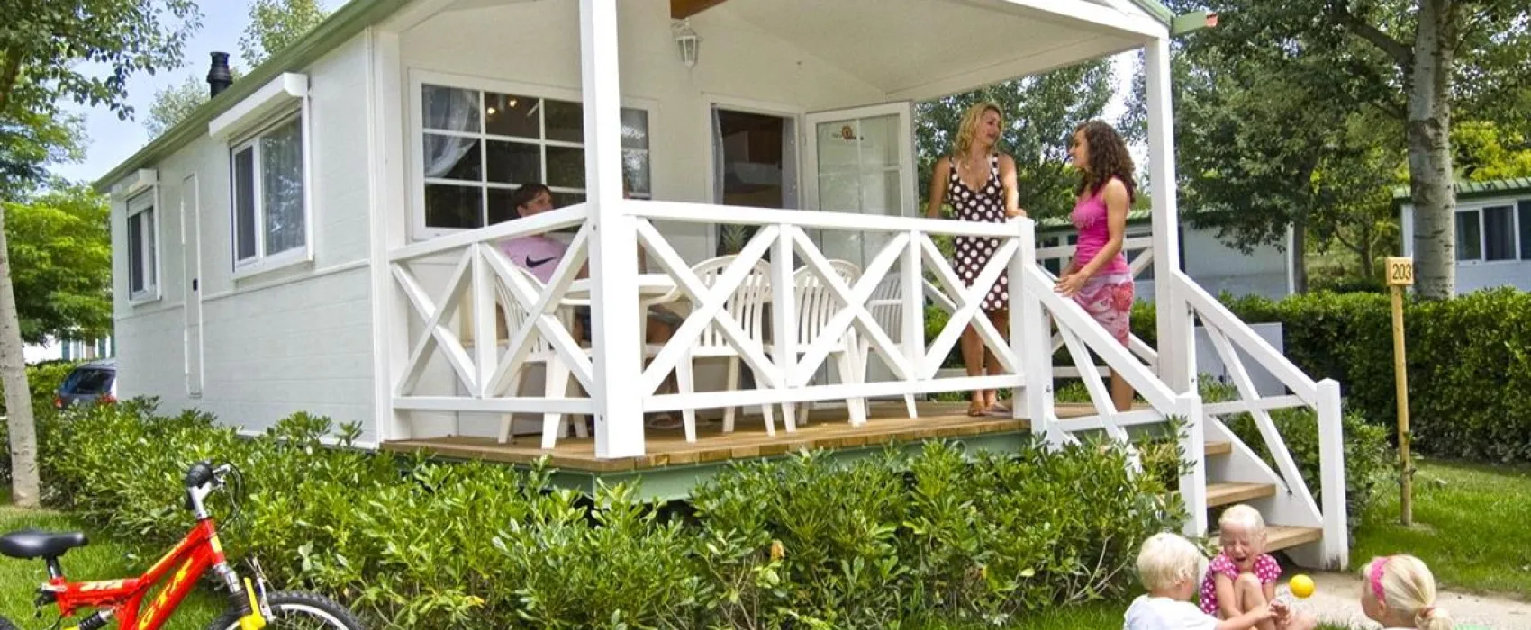 Isamar Holiday Village