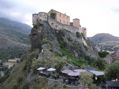 camping-aire-naturelle-de-u-sognu-corte-b9org