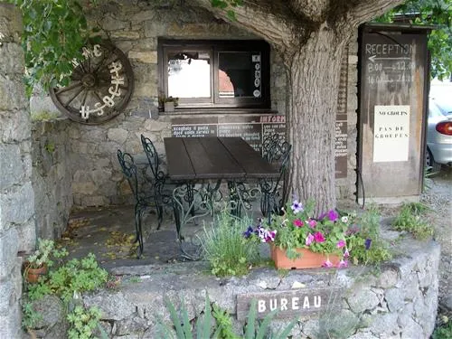 camping-aire-naturelle-de-u-sognu-corte-kkfv4