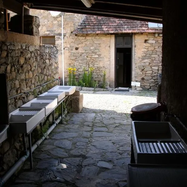 camping-aire-naturelle-de-u-sognu-corte-l9nvg