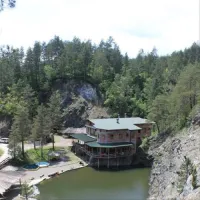camping-orlovo-jezero-petrovo-yjuna