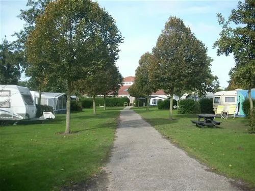 camping-in-de-bongerd-oostkapelle-azdbb
