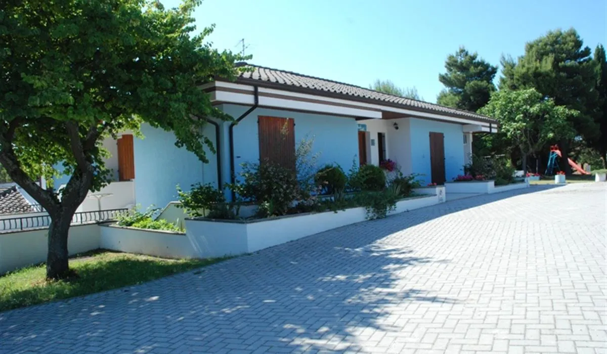 camping-village-mar-y-sierra-san-costanzo-evffy