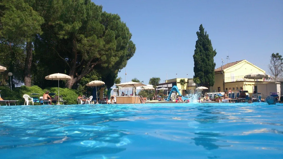 camping-village-mar-y-sierra-san-costanzo-gyyni