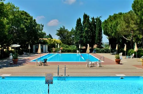 camping-village-mar-y-sierra-san-costanzo-ljdqa