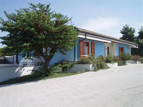 camping-village-mar-y-sierra-san-costanzo-yqbu5