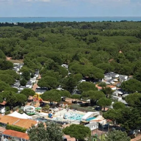 camping-la-bonne-etoile-le-bois-plage-en-re-vfsml