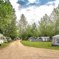 the-oaks-caravan-park-ipswich-35ffq