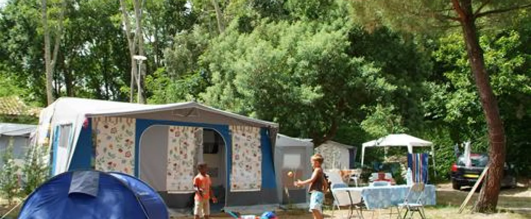 Camping Les Acacias  
