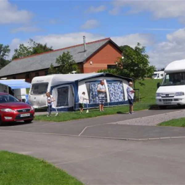 riverside-caravan-park-north-devon-fupgc