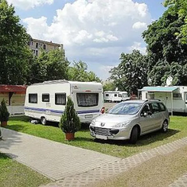 haller-camping-budapest-2afyy