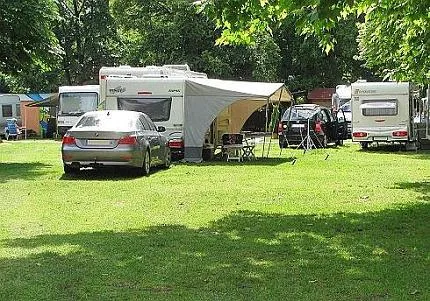 haller-camping-budapest-d50qw