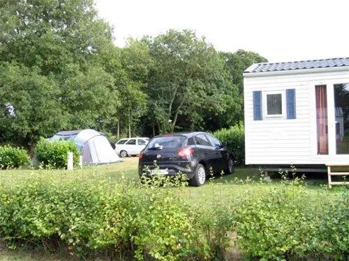 camping-le-manoir-du-cleuziou-louargat-qlaku