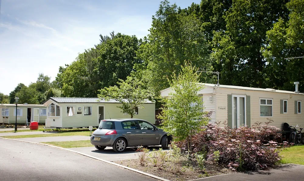 oakdene-forest-park-st-leonards-uuo78