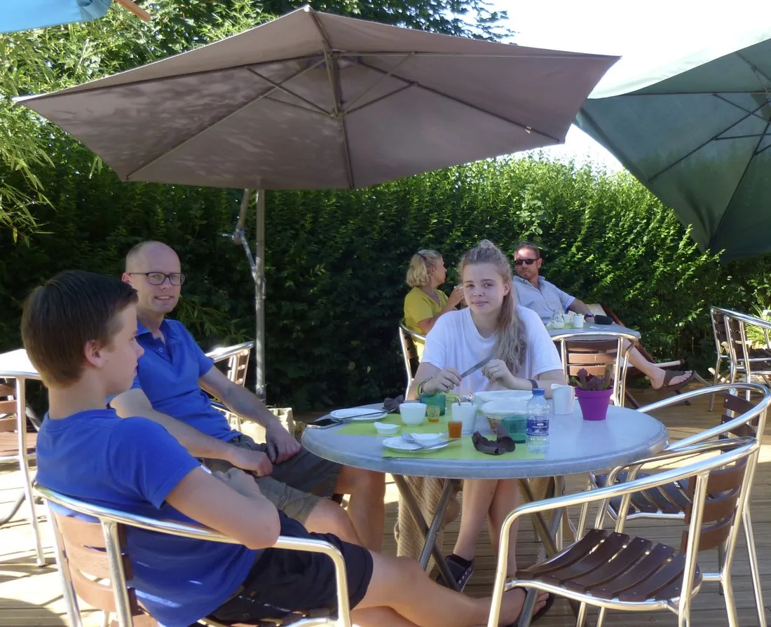 camping-vert-auxois-pouilly-en-auxois-o8bn9