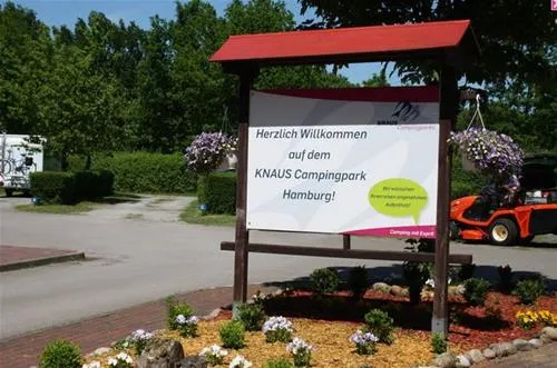 knaus-campingpark-hamburg-hamburgschnelsen-2q46n