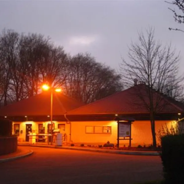 knaus-campingpark-hamburg-hamburgschnelsen-qyeek