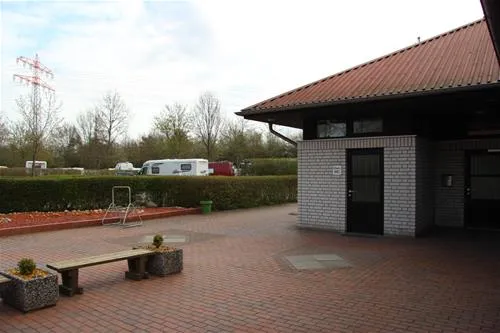 knaus-campingpark-hamburg-hamburgschnelsen-zpvco