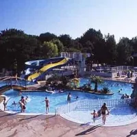 camping-de-la-piscine-fouesnant-5abg7