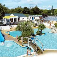 Camping De La Piscine