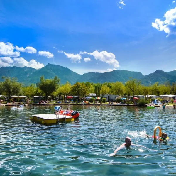 CAMPING LAGO DI LEVICO ****