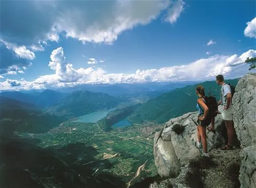 camping-lago-di-levico-levico-terme-useje