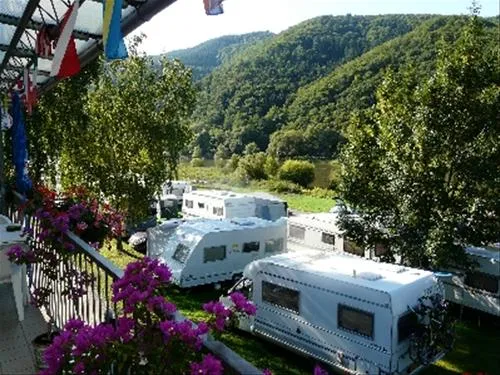 camping-zum-feuerberg-edigereller-7b3st